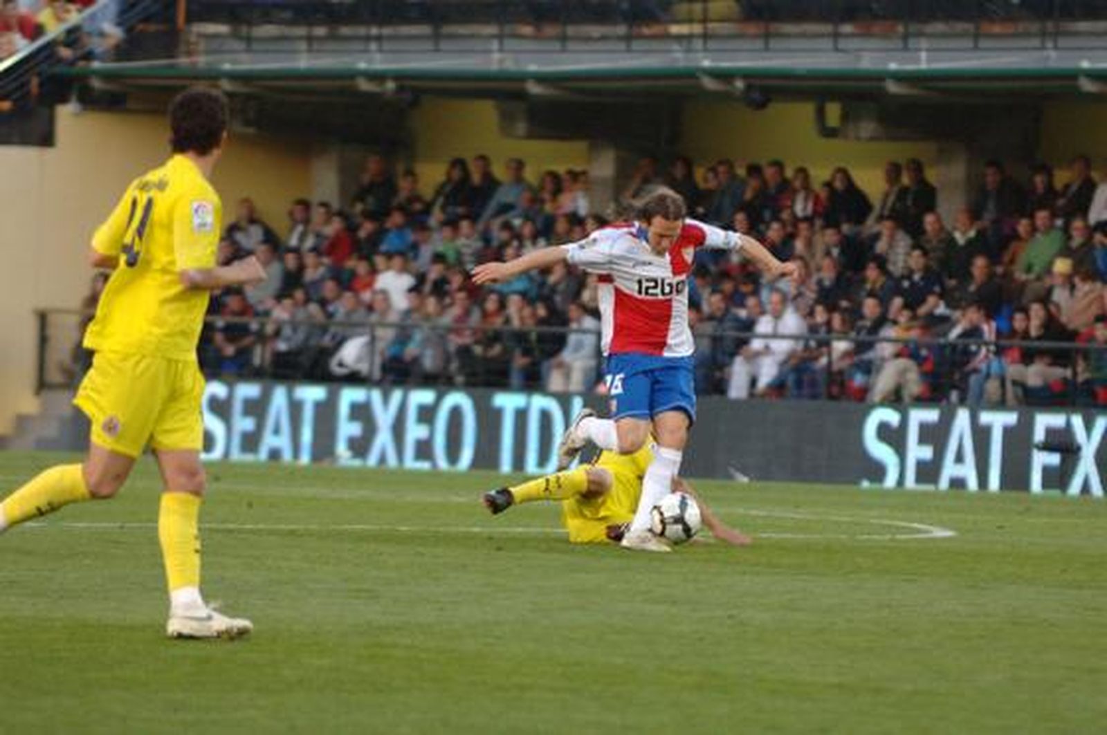 El Sevilla pierde estrepitosamente en el estreno de Antonio Álvarez como técnico. / LOF