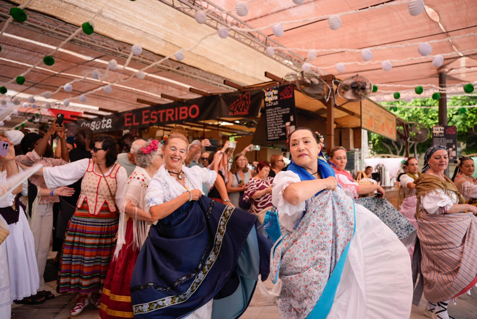 En imágenes: así es la indumentaria tradicional de Almería