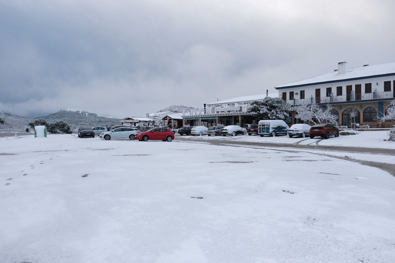 La nieve tiñe de blanco la Serranía de Ronda