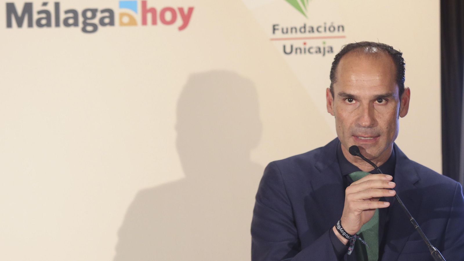 El cirujano César Ramírez.