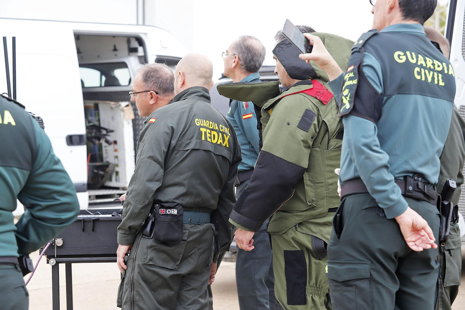 Imágenes del simulacro de explosivos realizado en el muelle de Levante