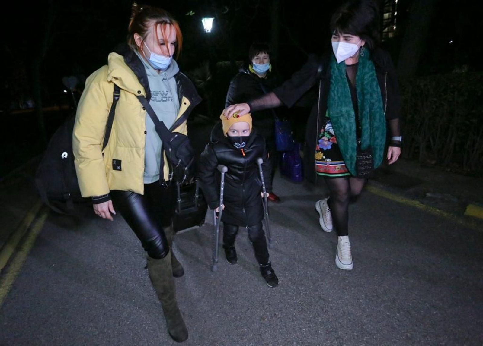 La llegada a Málaga del autobús con 47 ucranianos, en fotos