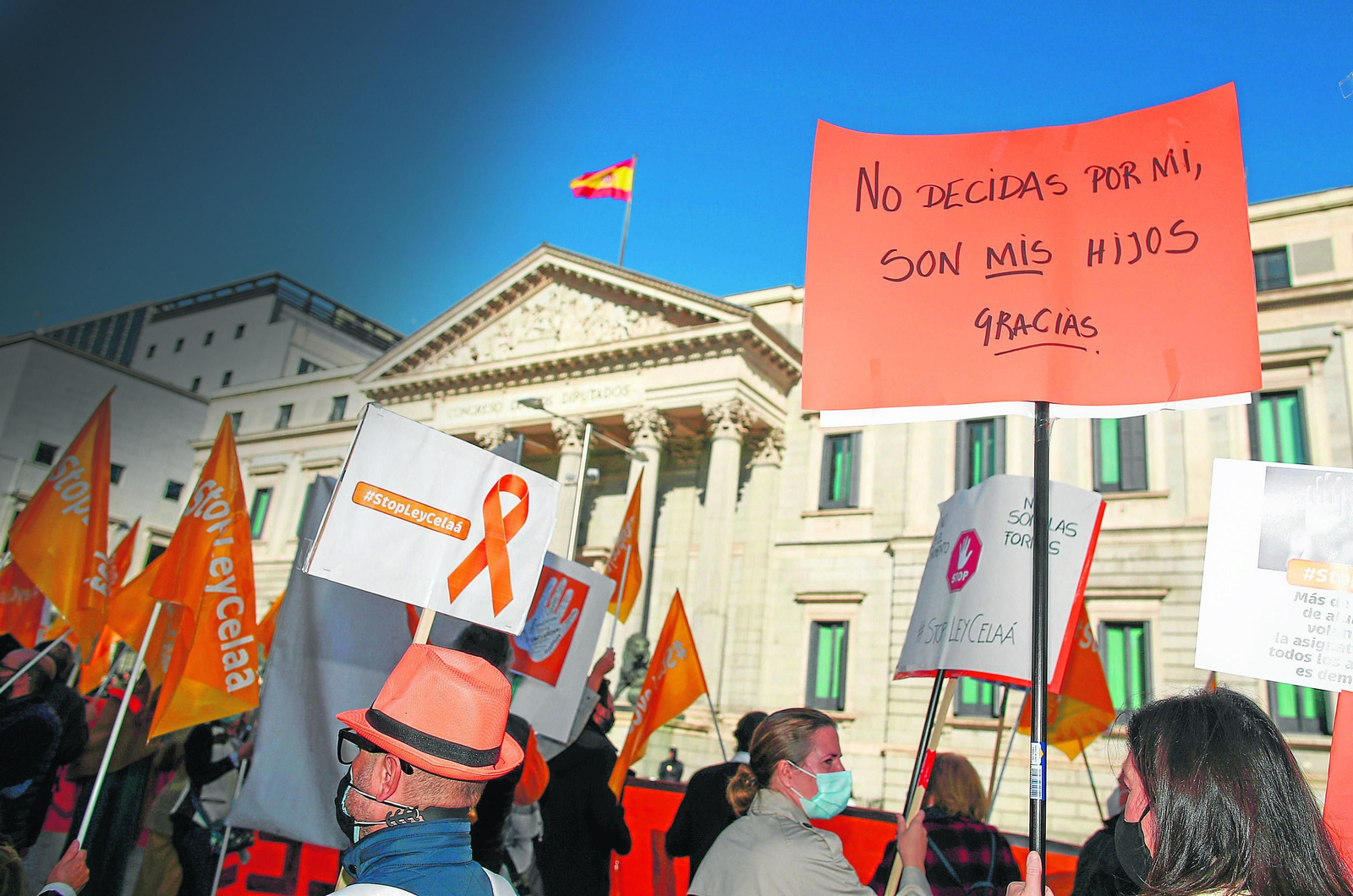 Protesta ante el Congreso de los Diputados con motivo de la aprobación de la ley Celaá, el pasado 19 de noviembre.