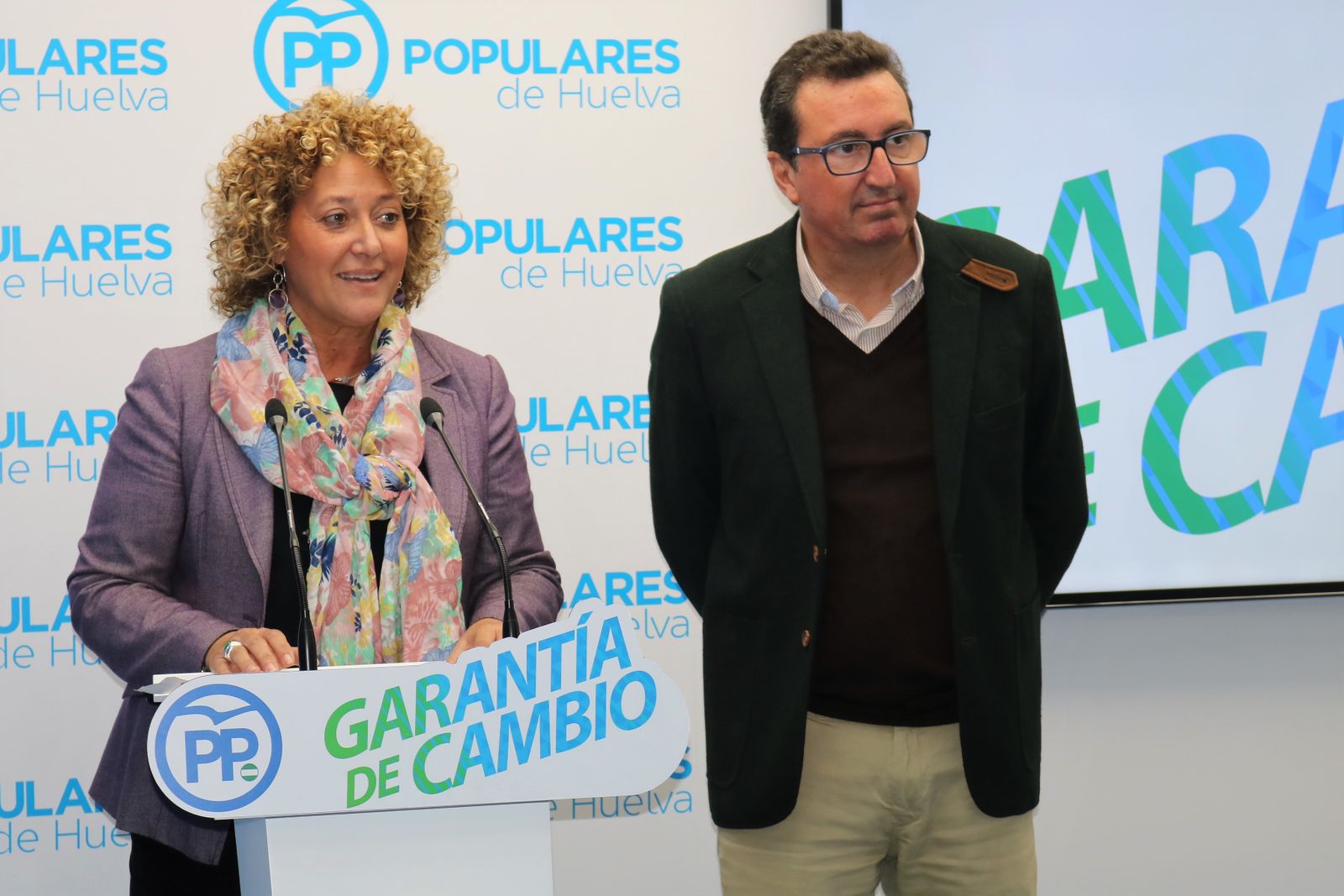 Pilar Marín y Manuel Andrés González, esta mañana en rueda de prensa.