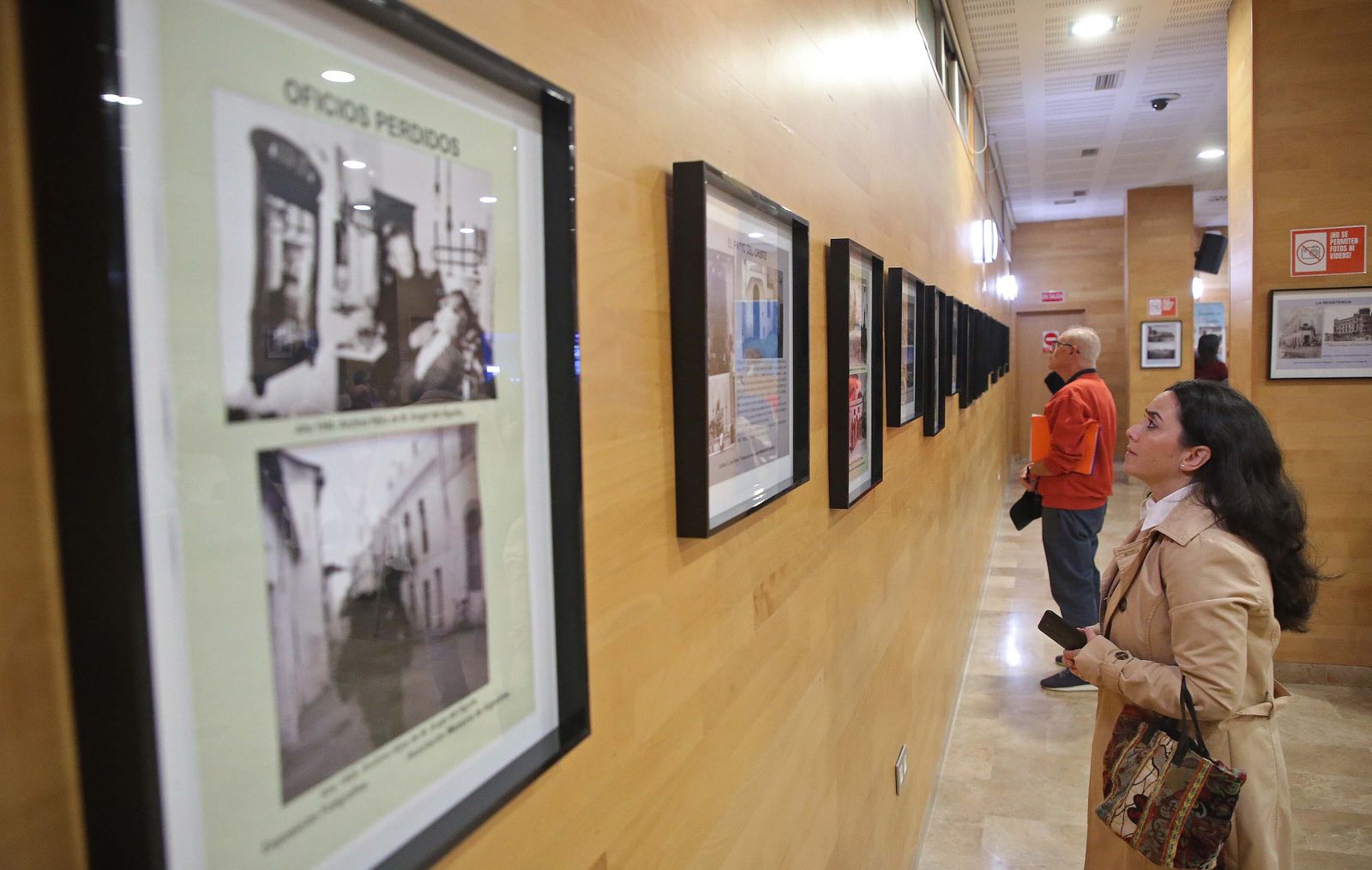 Fotos de la exposición 'Diez años de imágenes con Memoria de Algeciras'