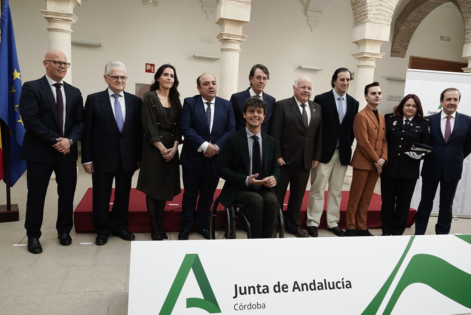 Premiados y autoridades.