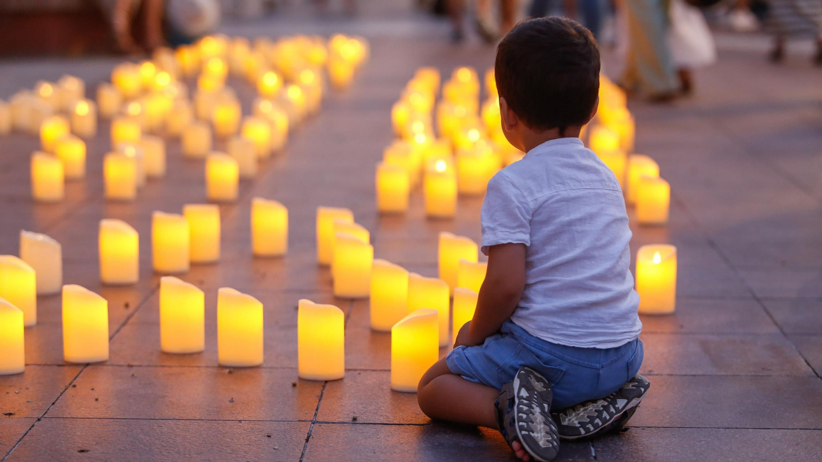 Fotos de la noche de las velas 2025 en Algeciras