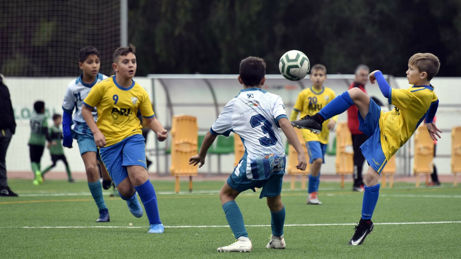 Las mejores fotos del XII Torneo de Navidad de futbol base AD Taraguilla