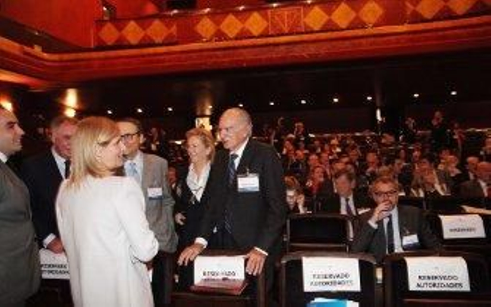 El Príncipe urge a facilitar la financiación a las pymes