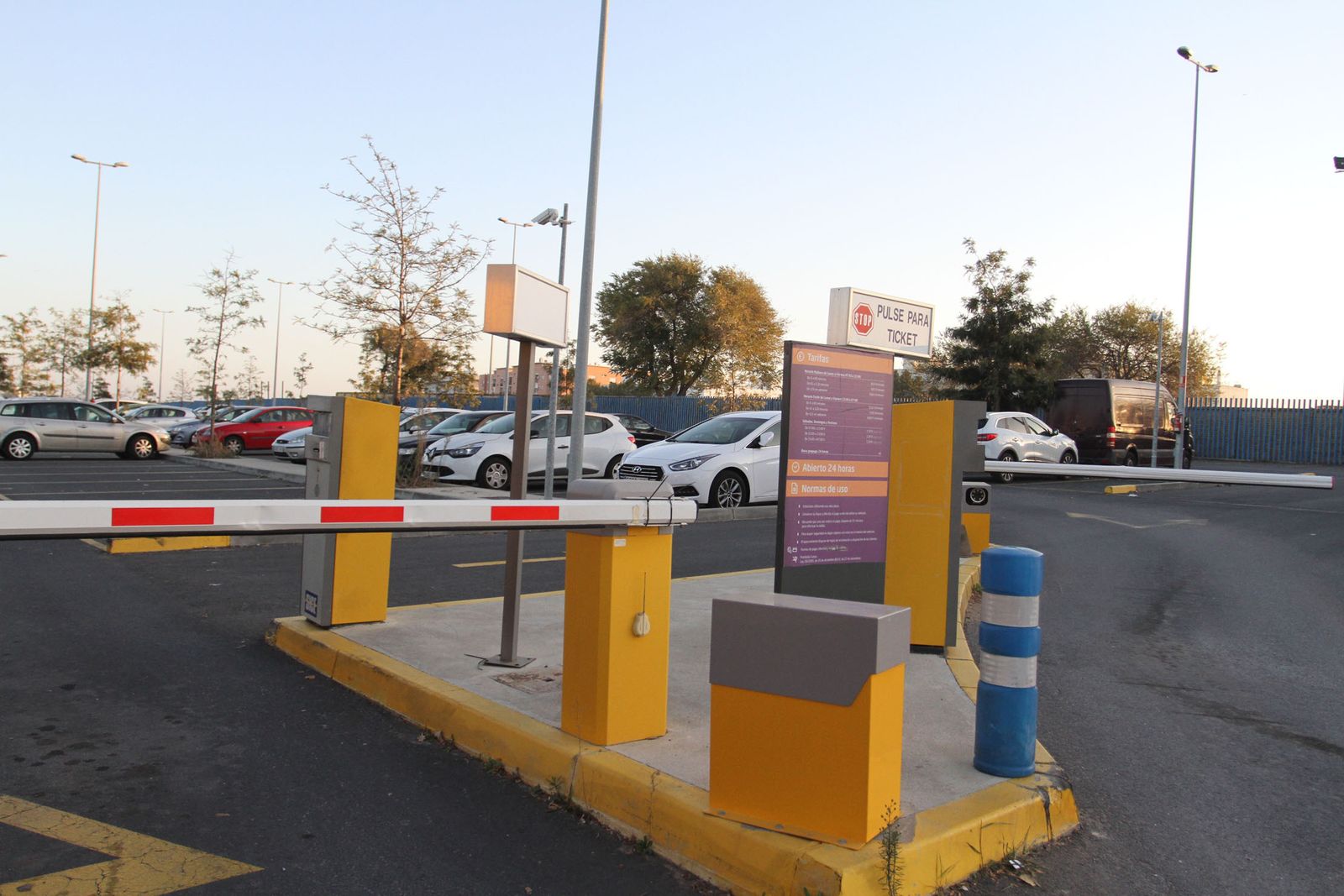 Parking del Juan Ramón.