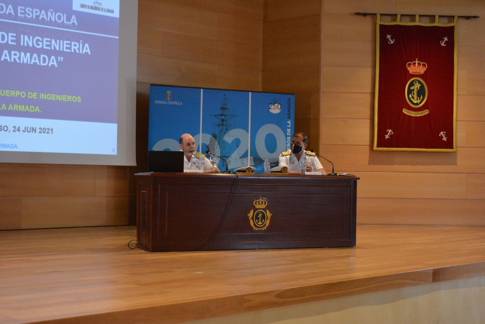 Conferencia del contraalmirante Antonio González García.