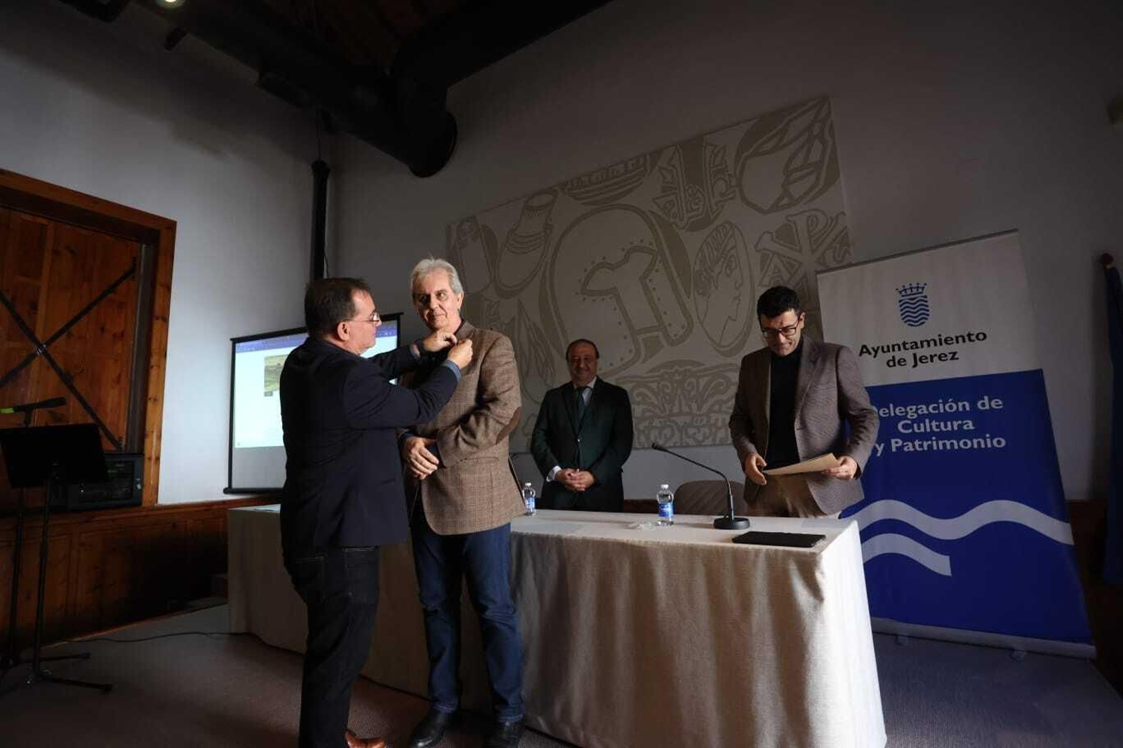 El Centro de Estudios Históricos Jerezanos (CEHJ) recibe a sus nuevos miembros