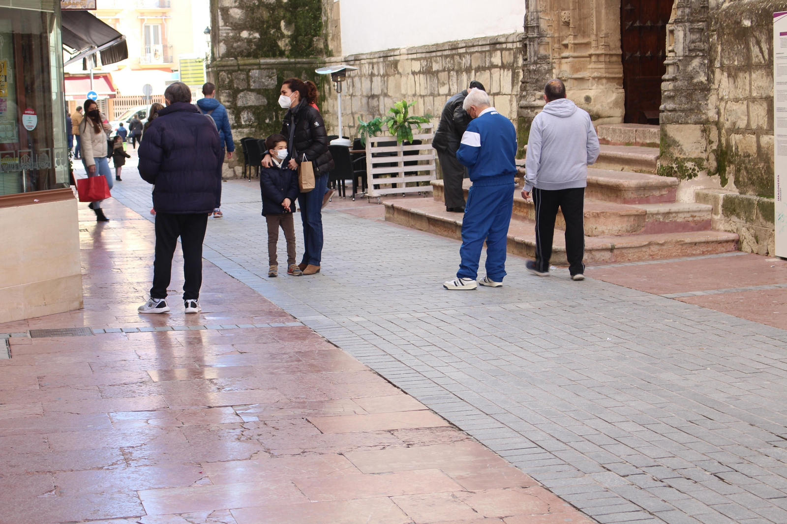 Fotografías: Lucena afronta un nuevo cierre perimetral