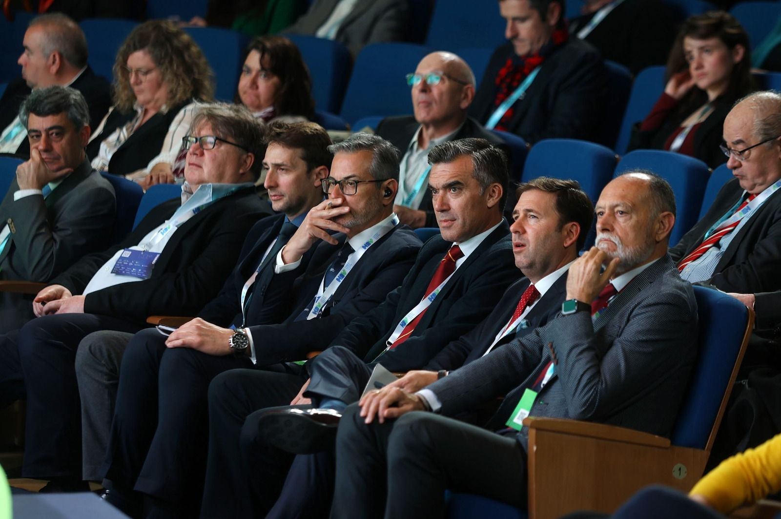 Imágenes de la mesa redonda 'H2V como vector de descarbonización' este viernes en Huelva