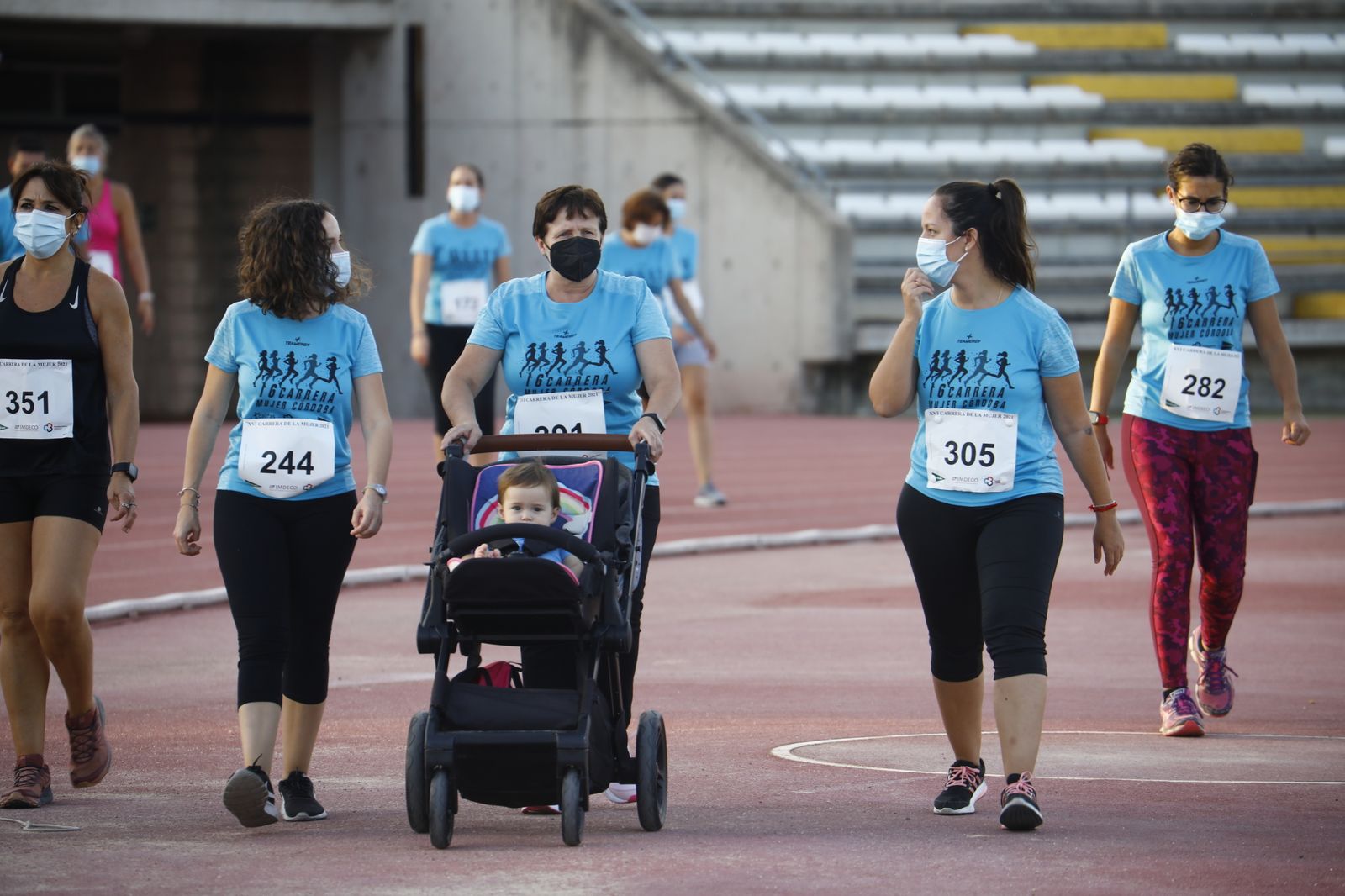 Las imágenes de la XVI edición de la Carrera de la Mujer en Córdoba