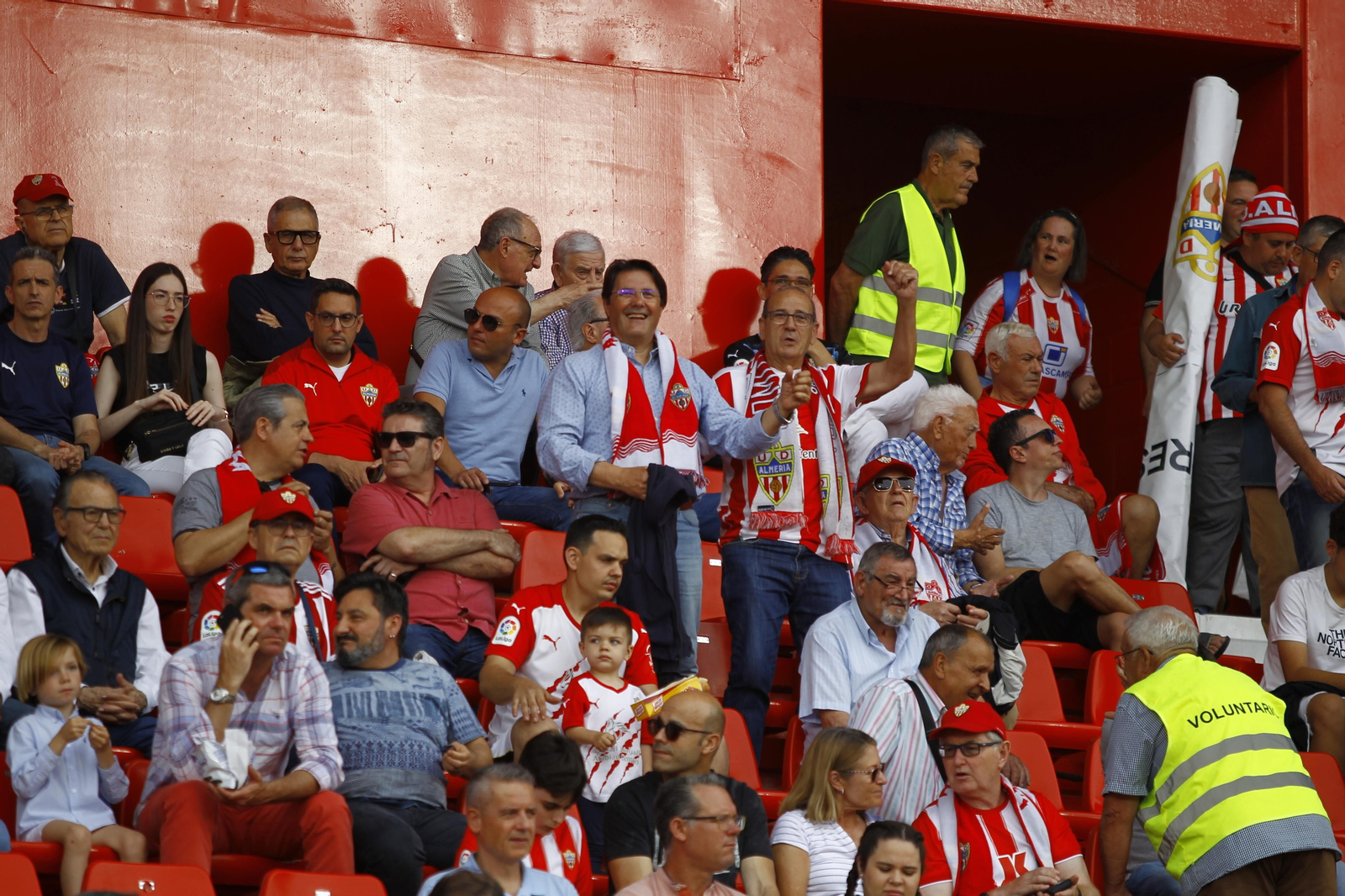 Imágenes del partido U.D. Almería-Elche C.F.