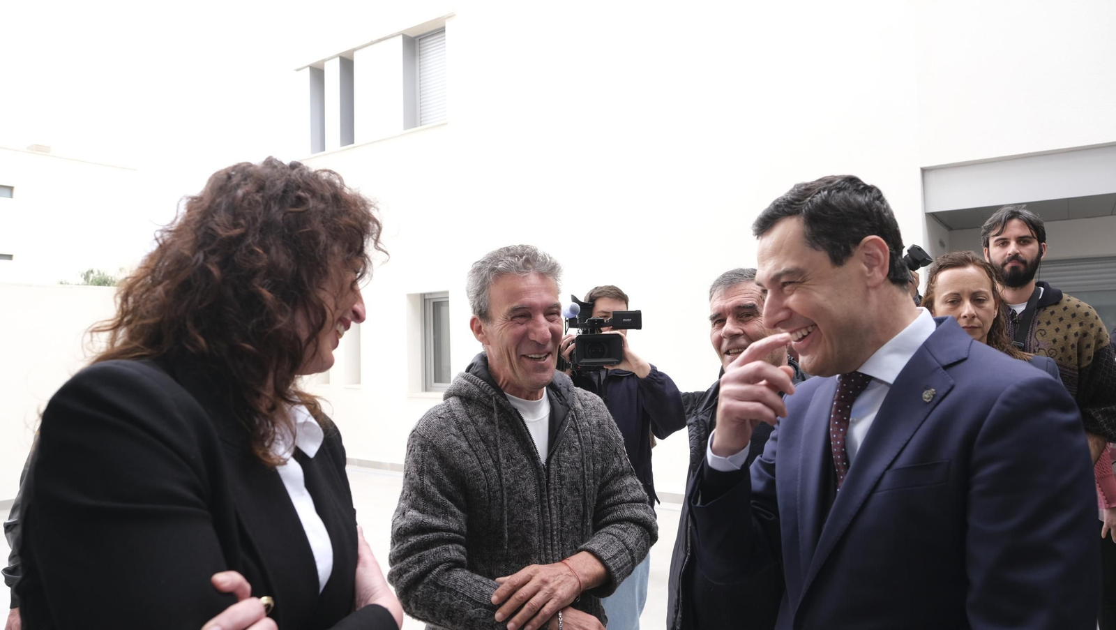 Las imágenes de la entrega de viviendas de VPO en Costacabana