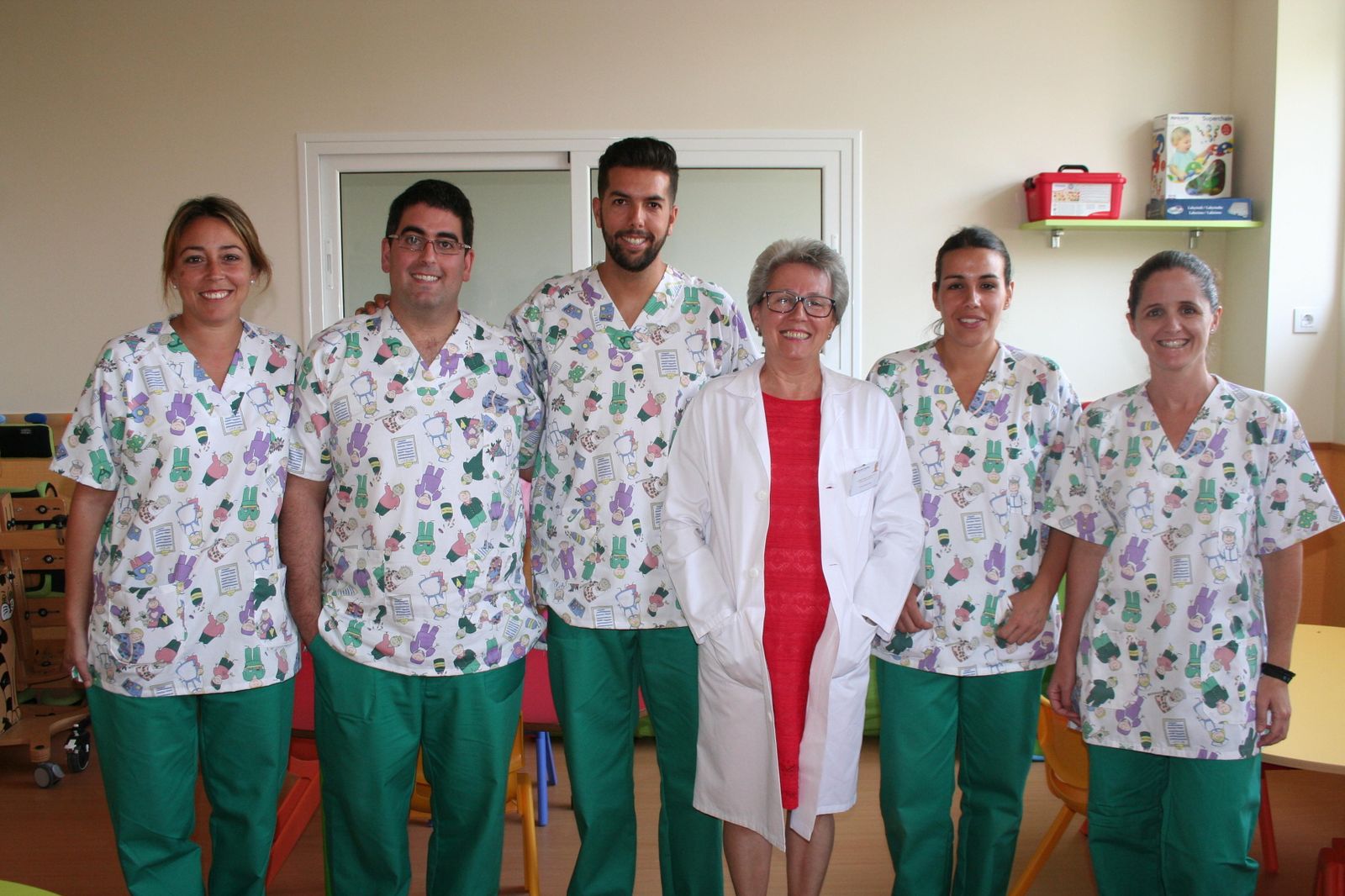 Ana Gómez, Juan Carlos Tirado, Jorge Vega, Ángeles Prada, Rocío Macías, Lorena Palacios.