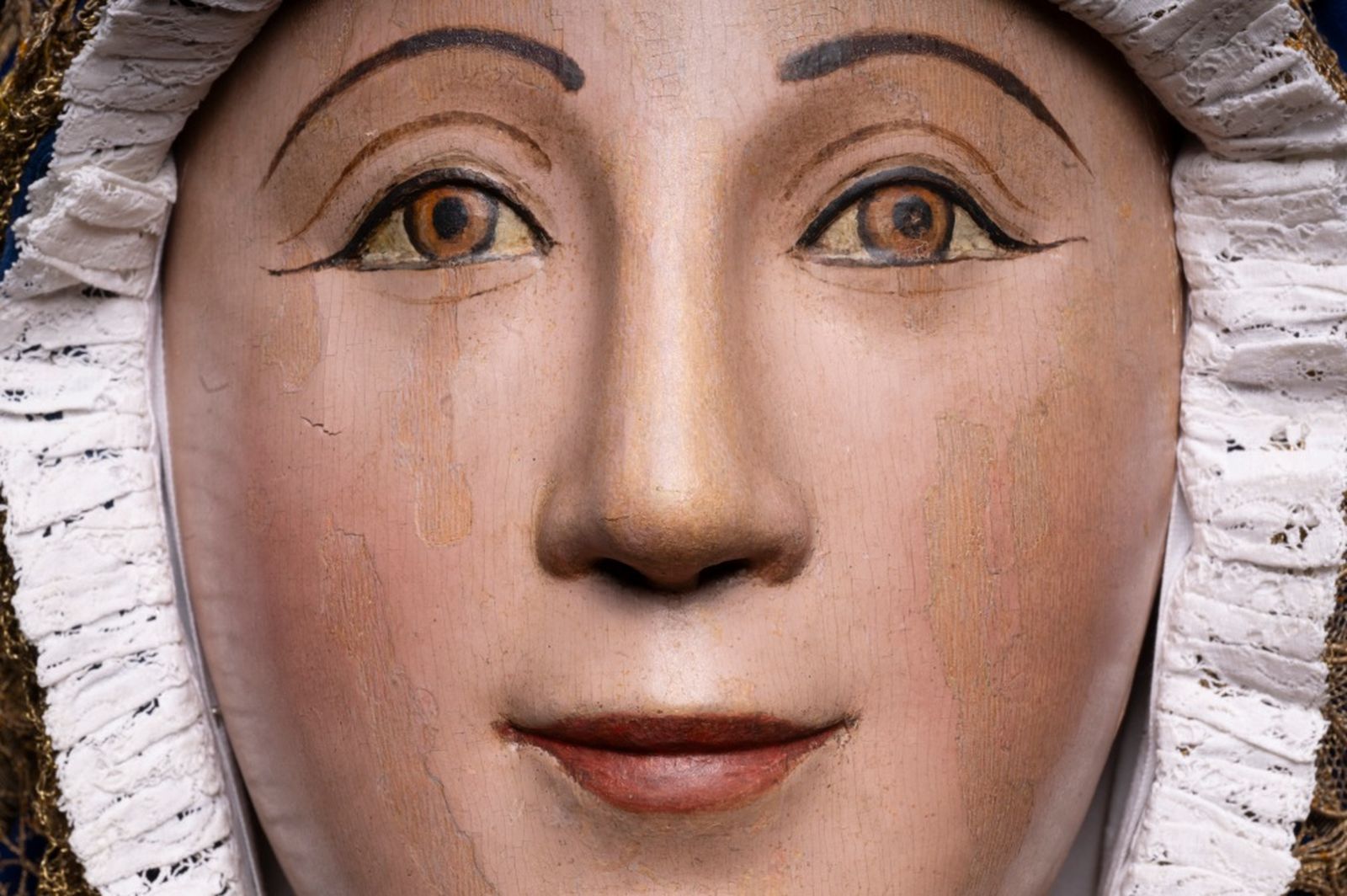 La emblemática mirada de la Virgen de los Reyes