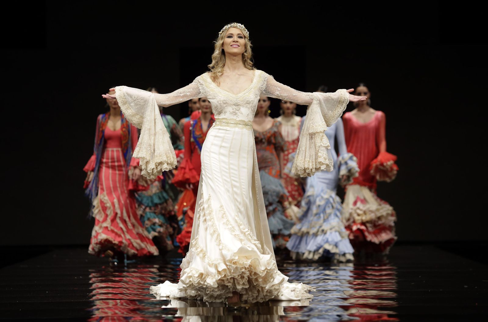 Desfile de Aurora Gaviño.