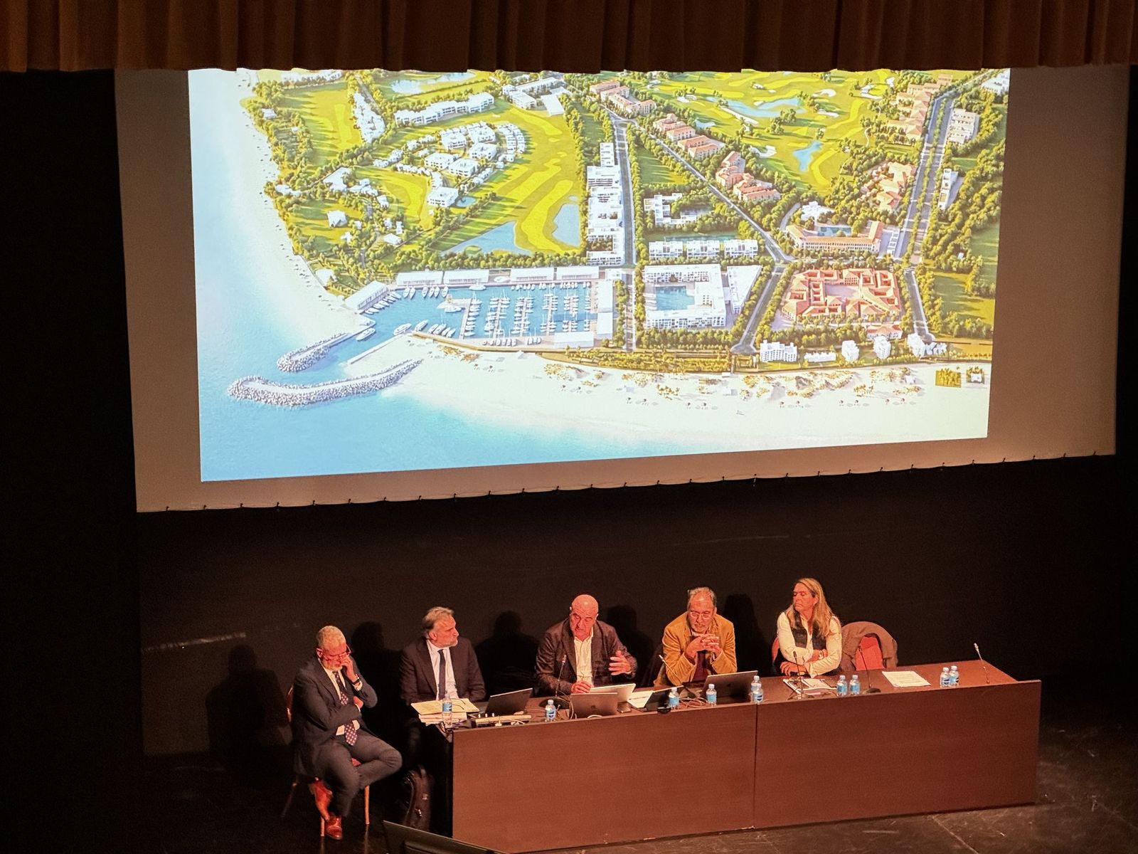 Un momento de la Asamblea celebrada este miércoles en Motril