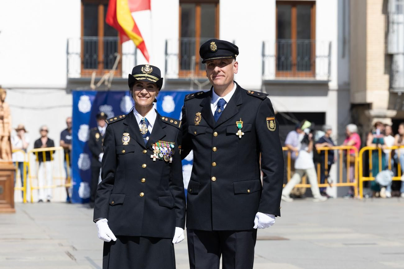 Acto por el día de la Policía Nacional, con motivo de la festividad los Santos Ángeles Custodios