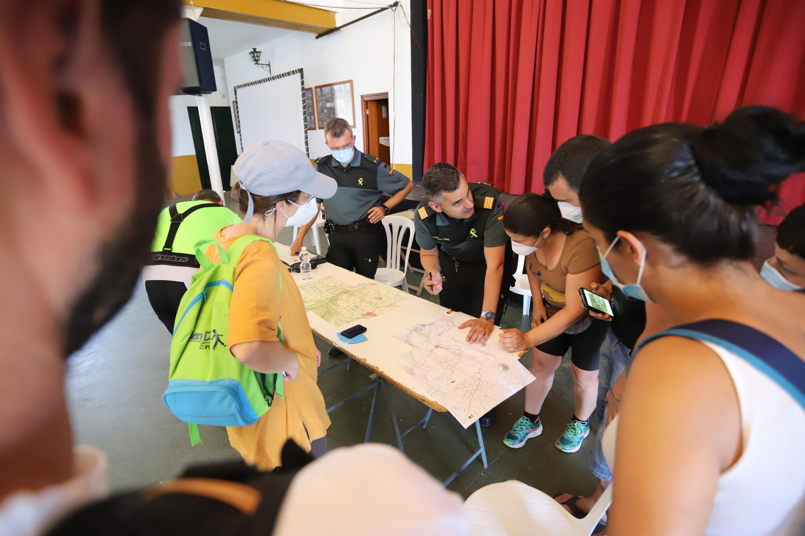 Imágenes de la búsqueda del joven desaparecido en Candón