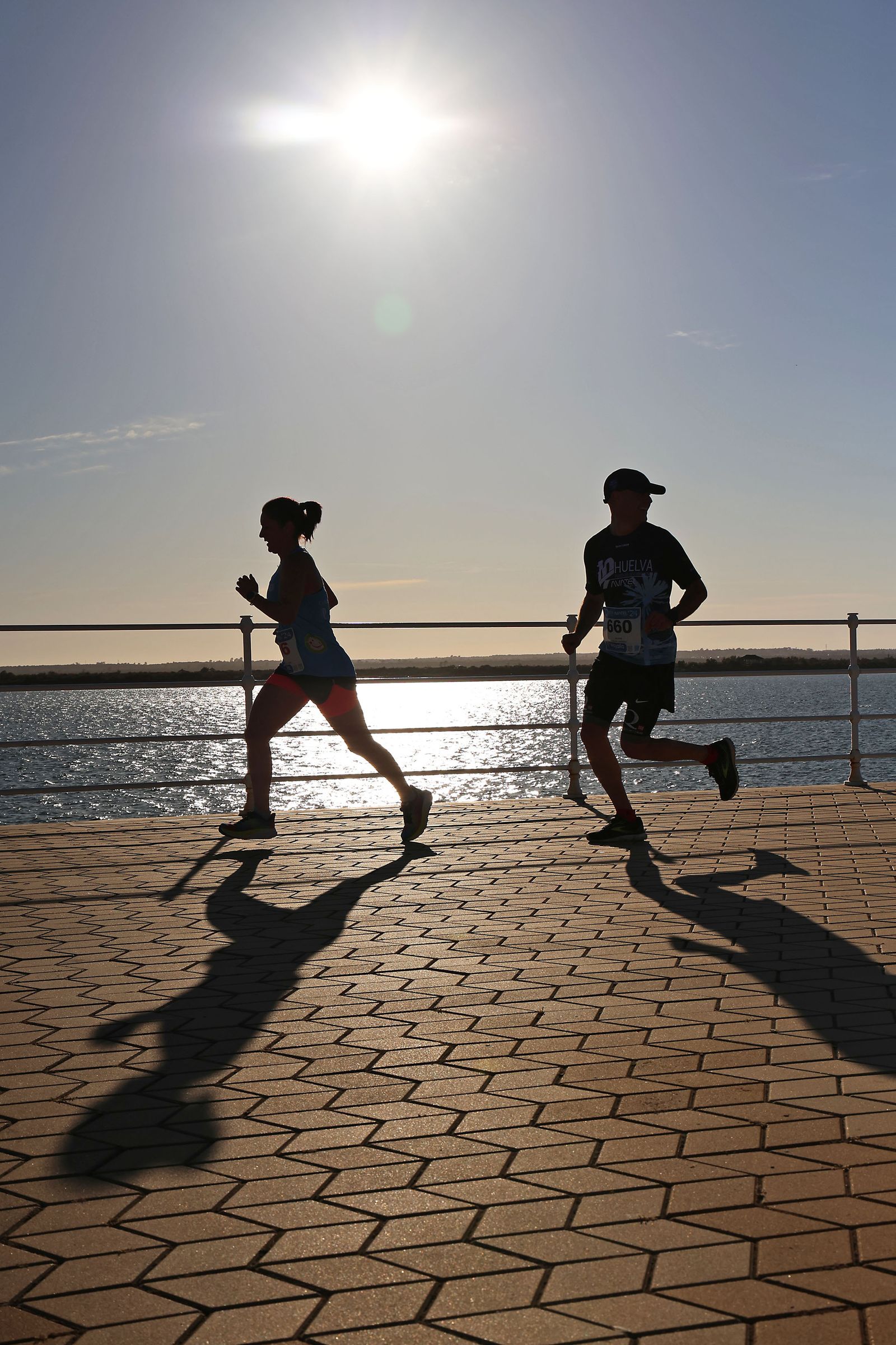 Imágenes de la 10K Huelva Avatel Telecom 'Puerta del Descubrimiento'
