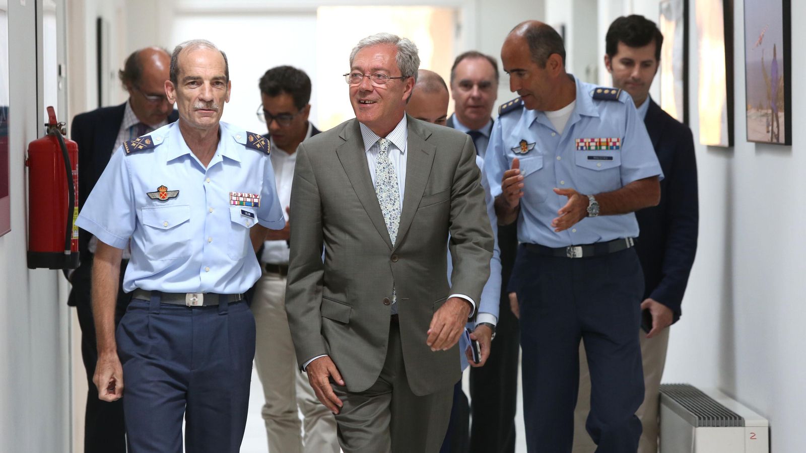 Rogelio Velasco durante su visita al INTA donde conversó con los responsables del mismo.