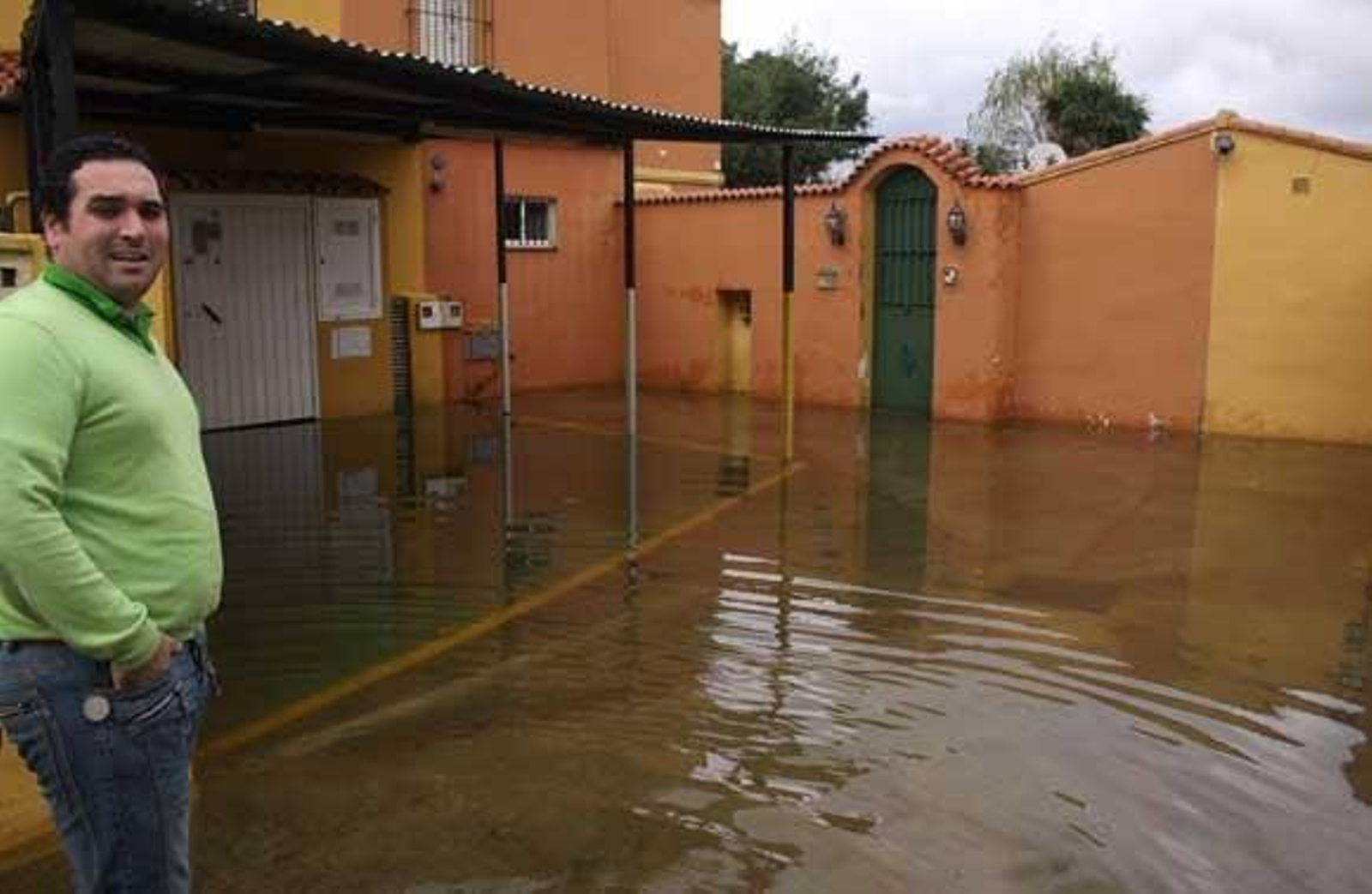 Las fuertes lluvias provocaron numerosas incidencias y un reguero de daños en muchas poblaciones de la comarca

Foto: Fotos Vanessa Perez-Erasmo Fenoy