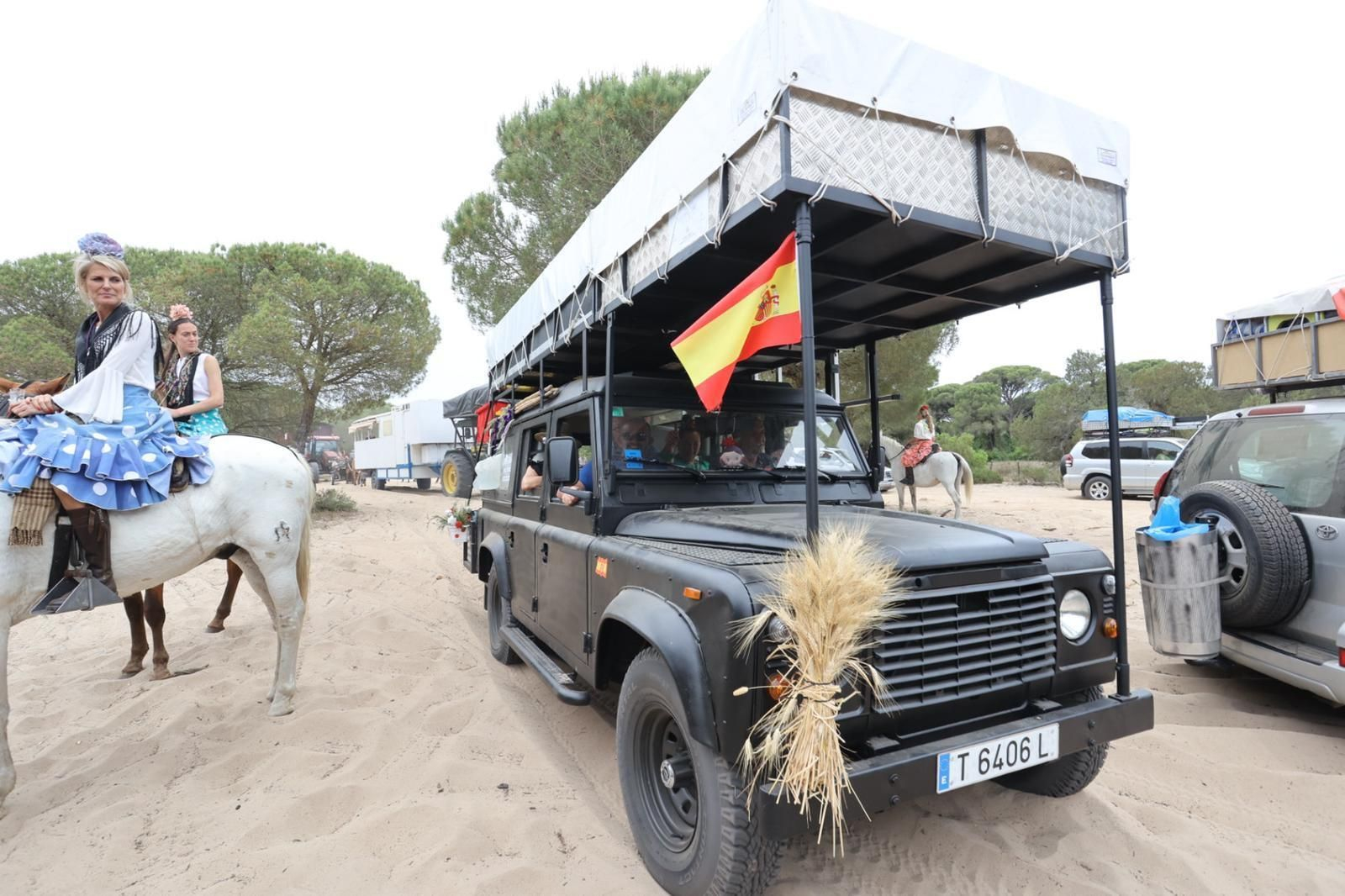 Imágenes de la Hermandad del Rocío de Jerez el jueves por el Coto