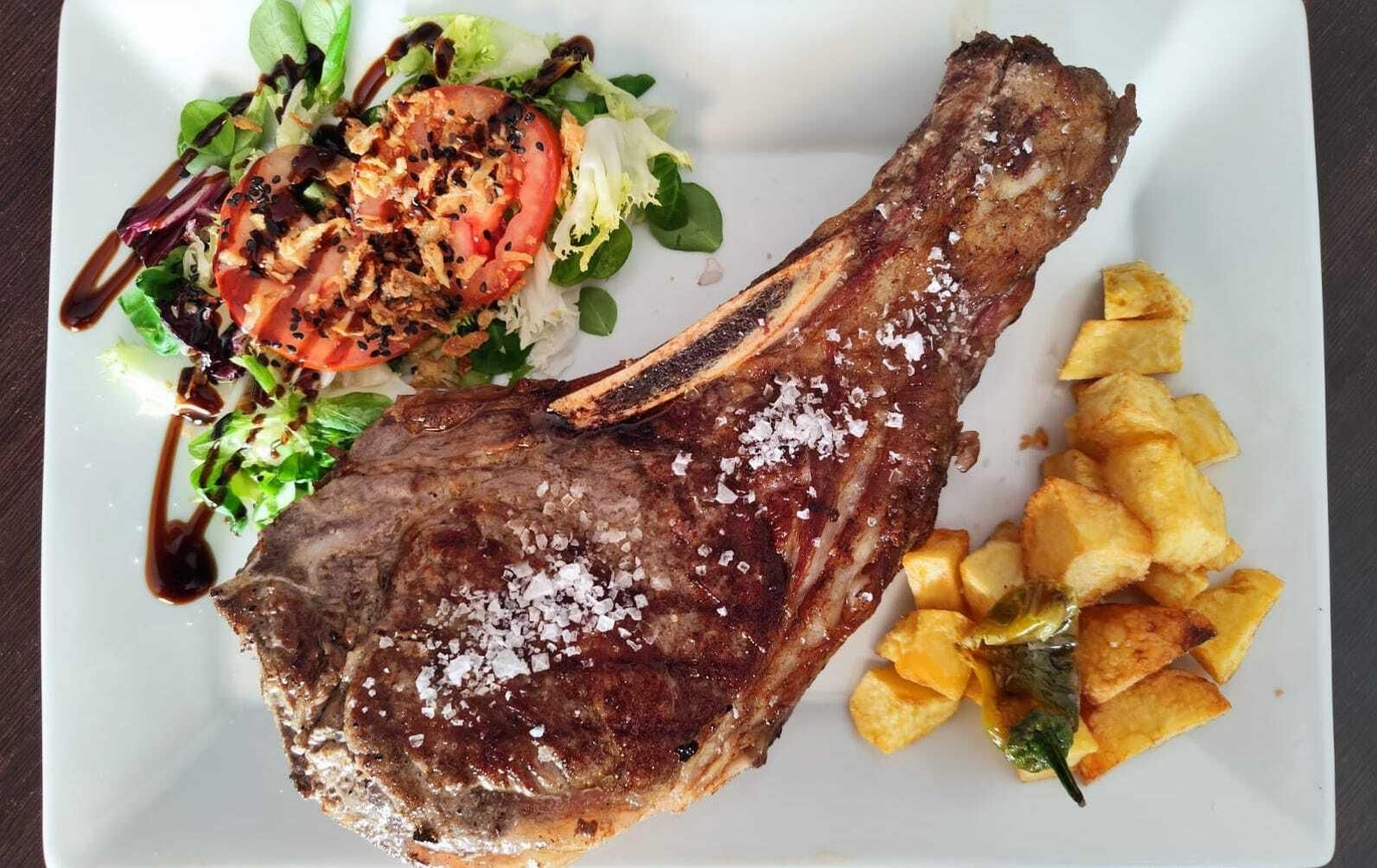 Dónde Comer en la Sierra de Aracena durante las Cabalgatas y el Día de Reyes