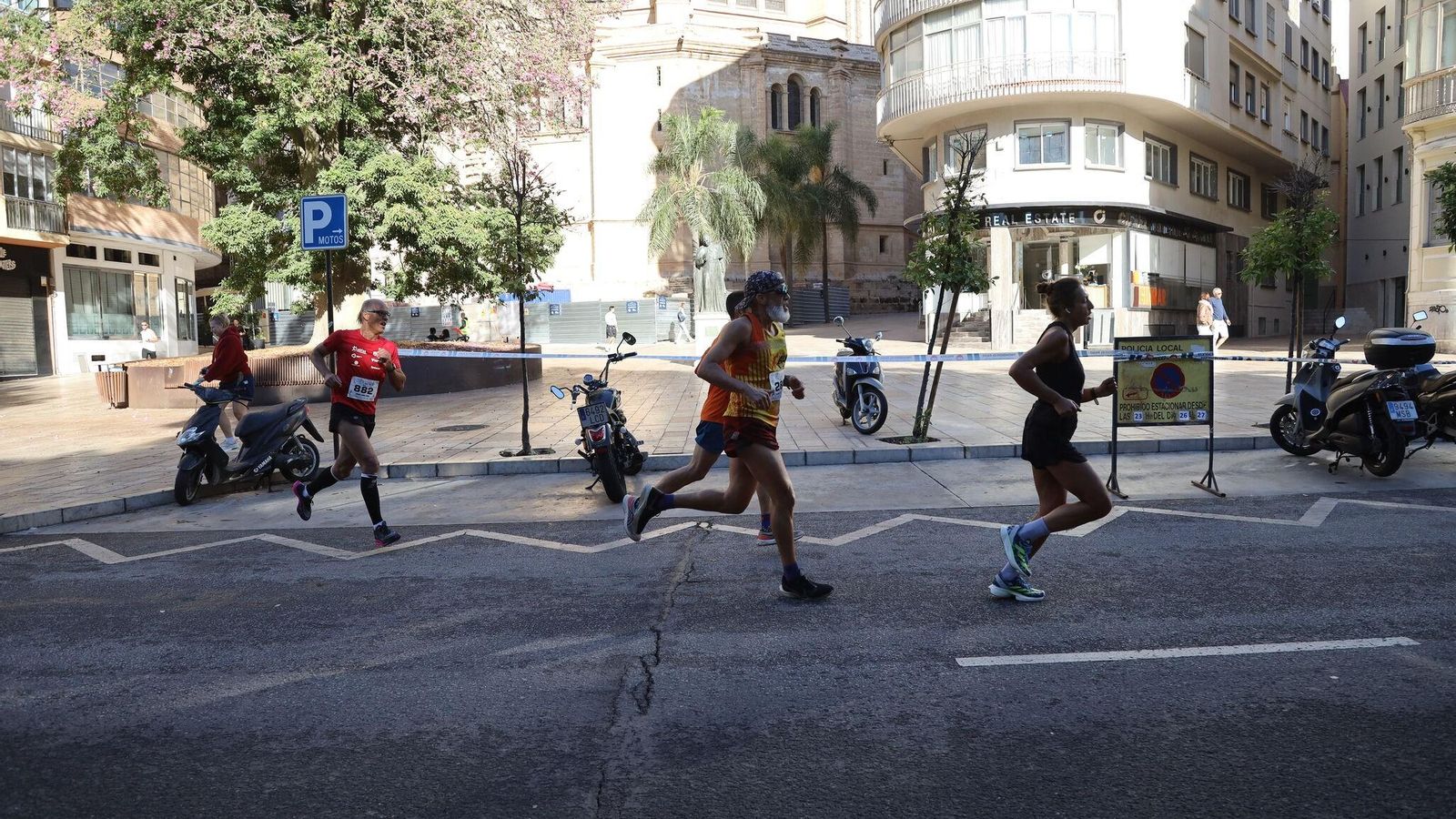 Búscate en las fotos de la Carrera de la Prensa en Málaga