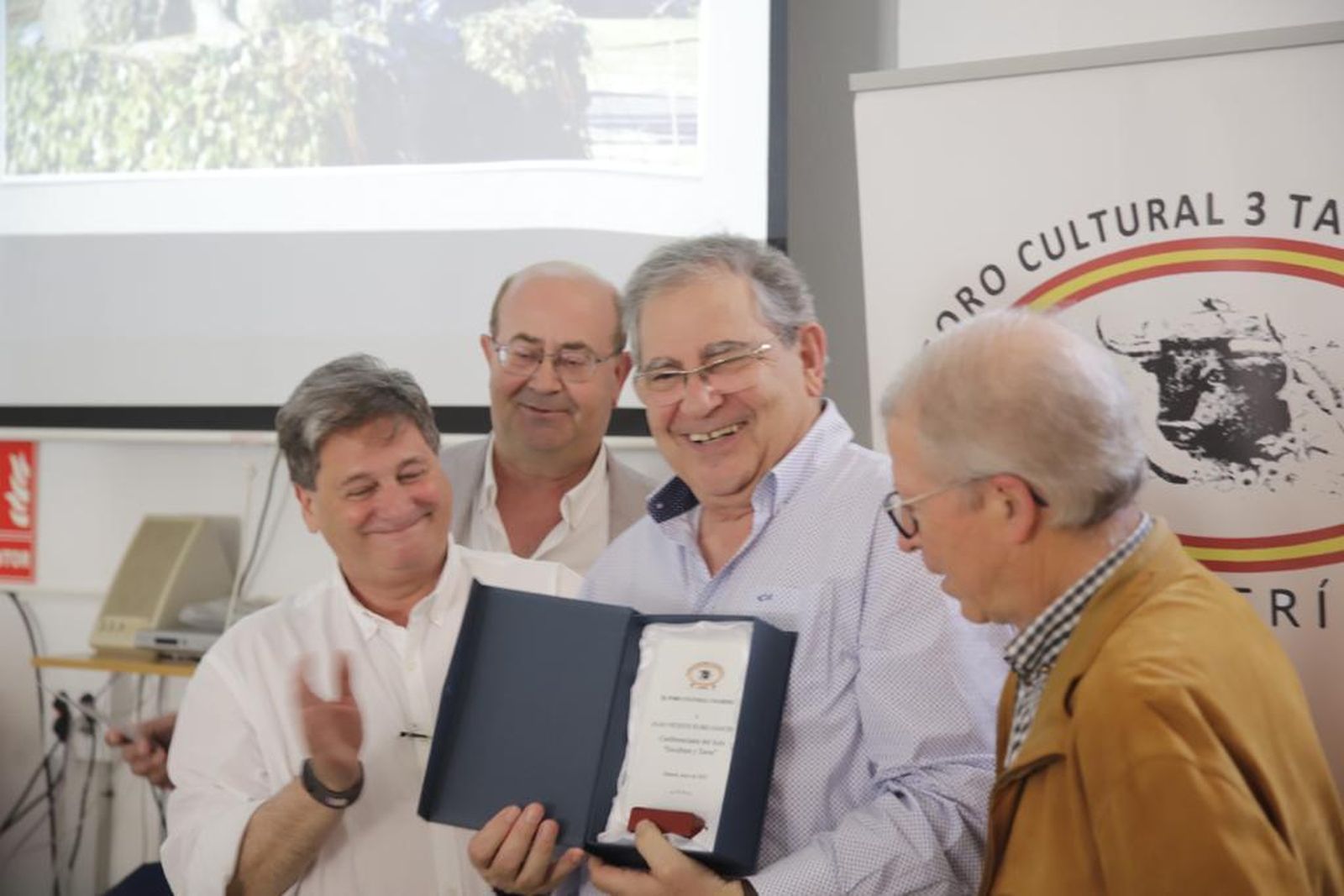 Un recuerdo al conferenciante.