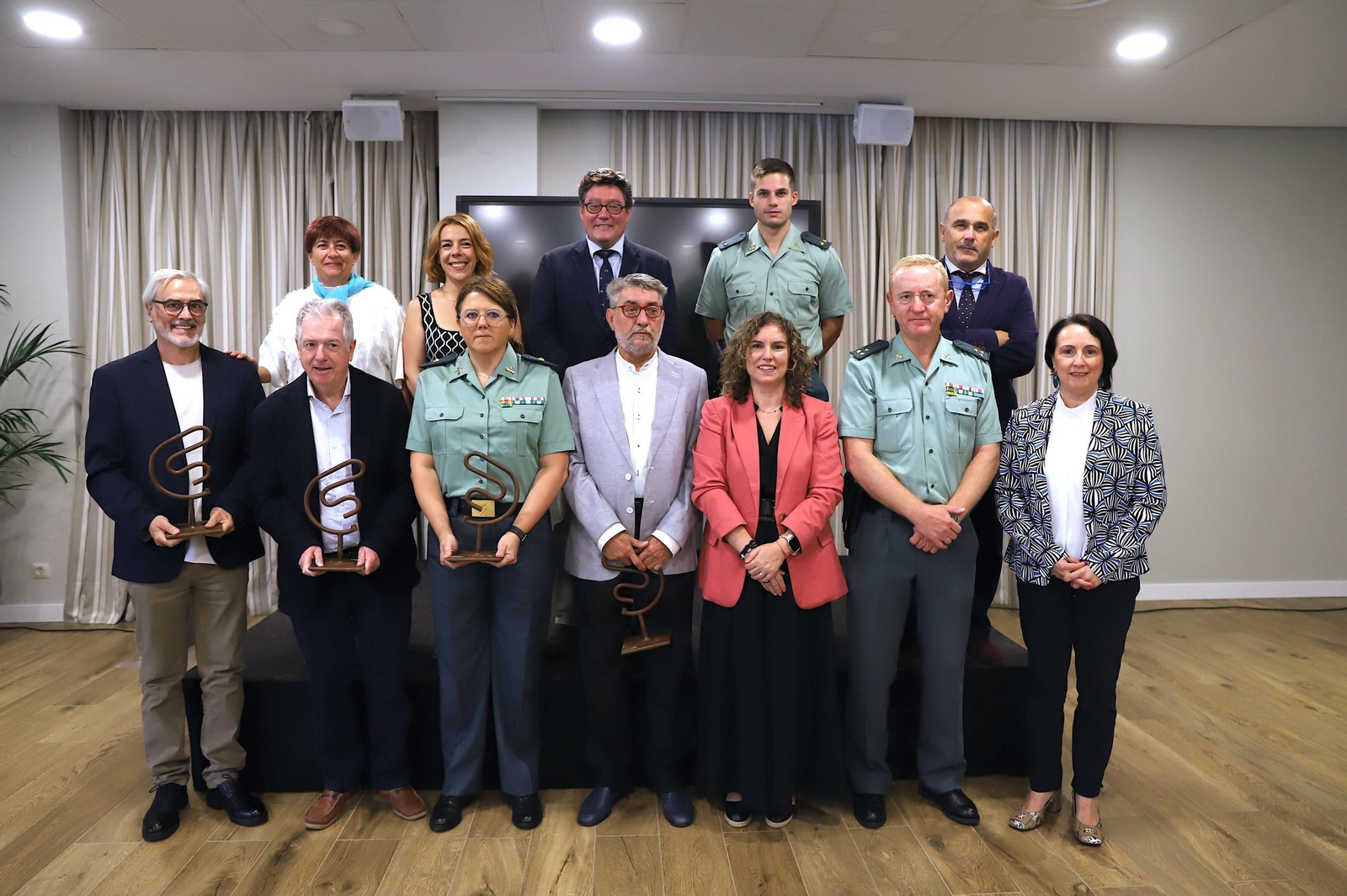 Premiados, organizadores y autoridades, en las instalaciones del Hotel Barceló Montecastillo.