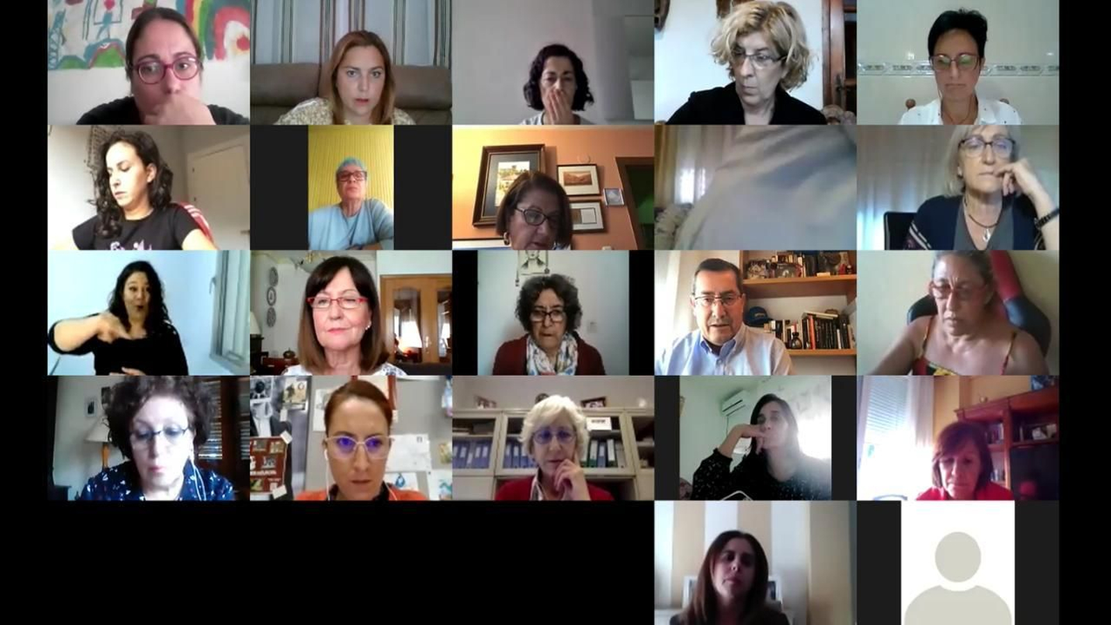 Diputación de Granada y asociaciones de mujeres abordan iniciativas para reducir las brechas de género