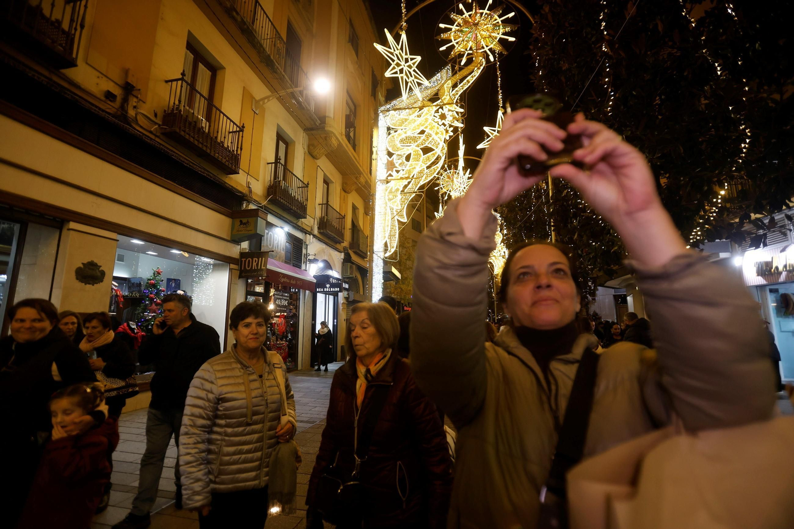 Así ha sido el espectácular encendido de las luces de Navidad de Córdoba