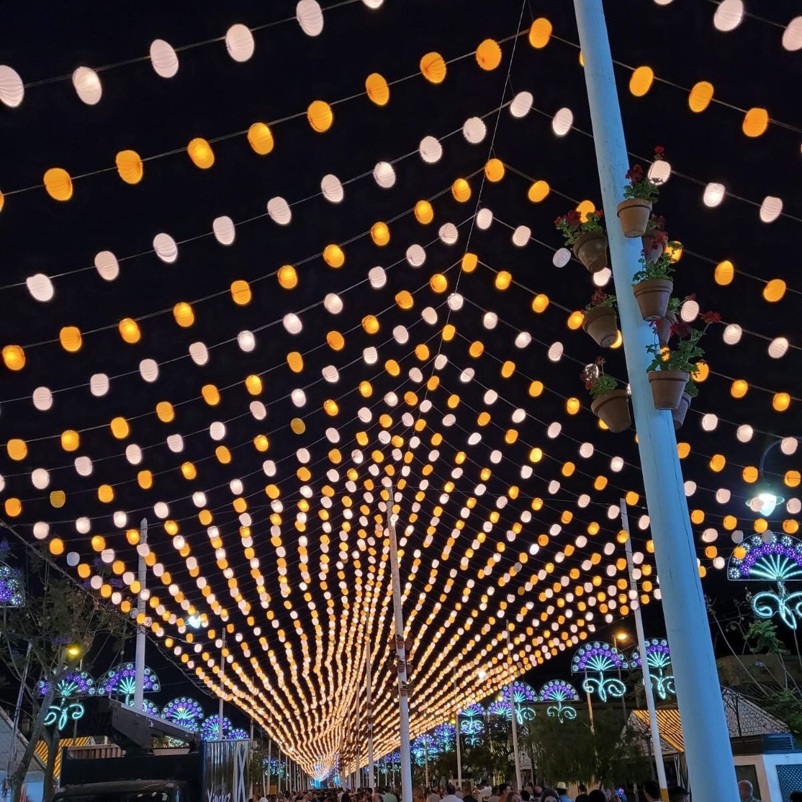 Tiempo de feria: las espectaculares iluminaciones de Ximénez Group, en imágenes
