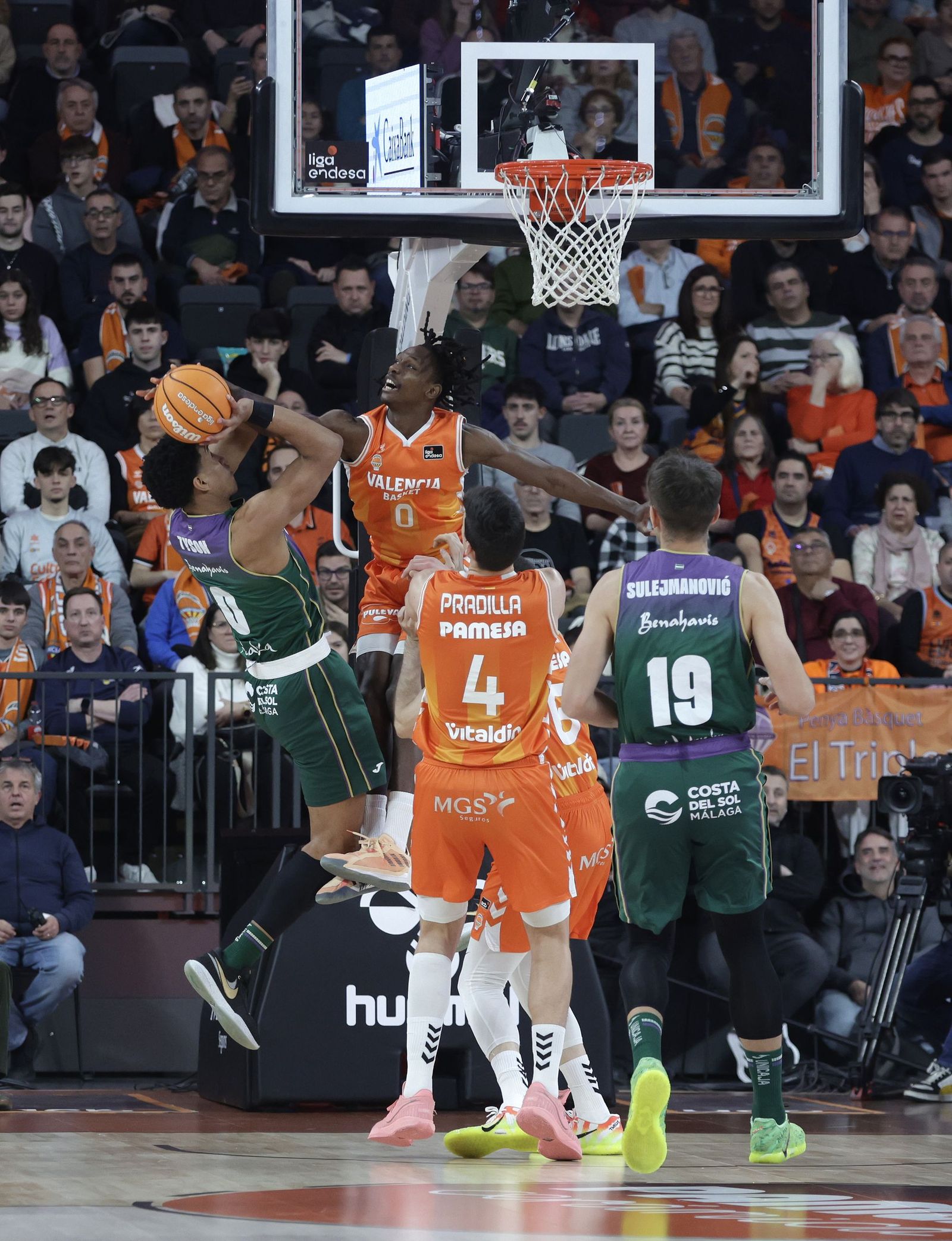 El Valencia Basket-Unicaja, en fotos