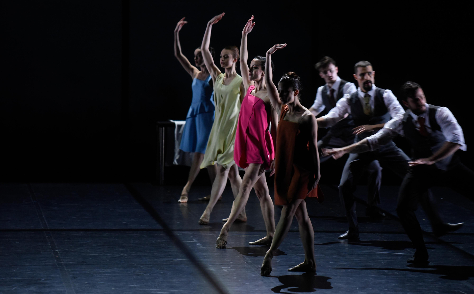 El lago de los cisnes por el Ballet Preljocaj