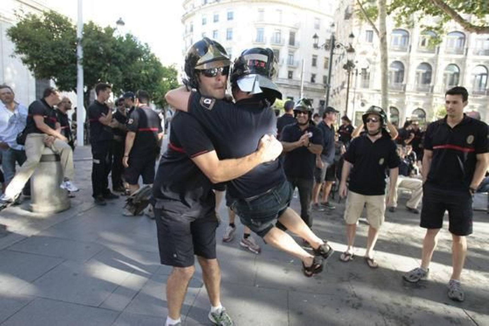 Los Bomberos, ante el Ayuntamiento