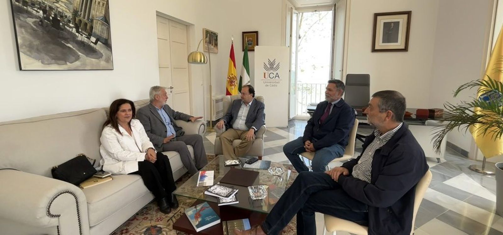 Imagen del encuentro institucional de la UCA, la Plataforma Asta Regia y el Ayuntamiento de Jerez
