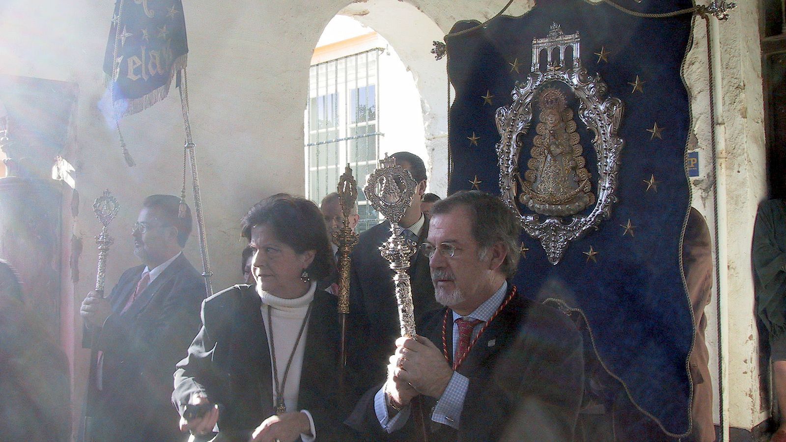 El simpecado de la Hermandad del Rocío de Bruselas.