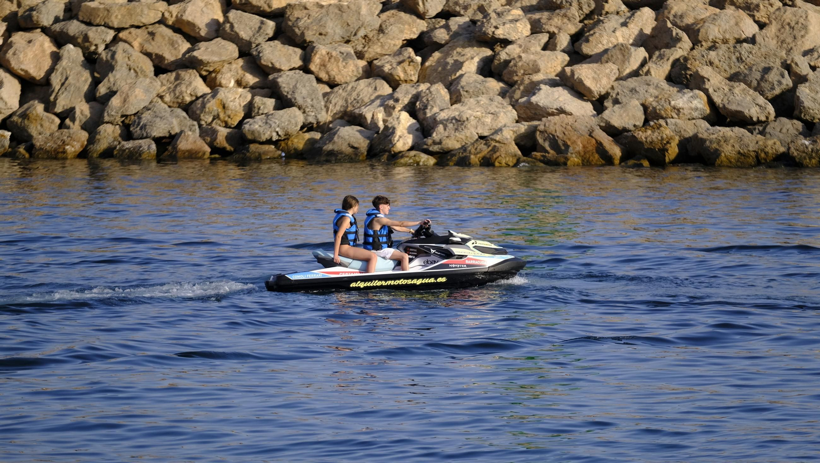Procesión marítima de la Virgen del Carmen en Aguadulce (Roquetas de Mar), en imágenes