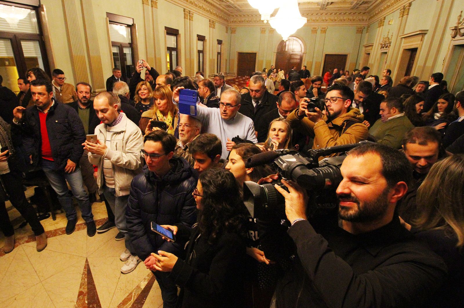 Imágenes de la presentación del cartel de la Semana Santa 2018