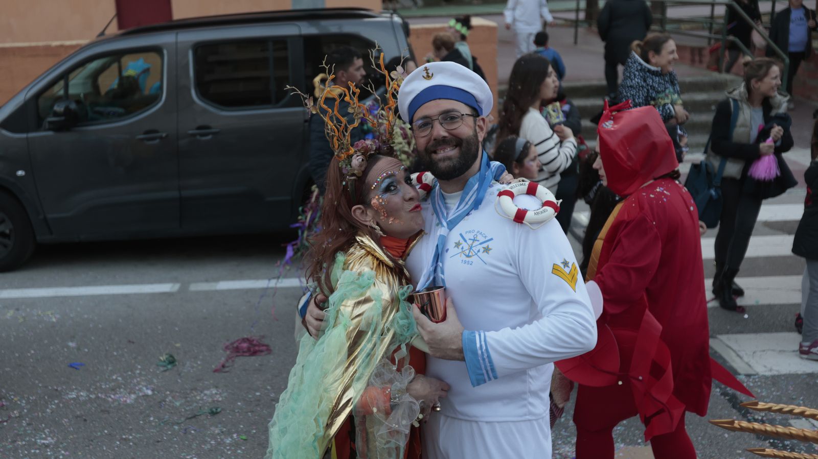 Búscate en las fotos de la cabalgata del Carnaval de Algeciras