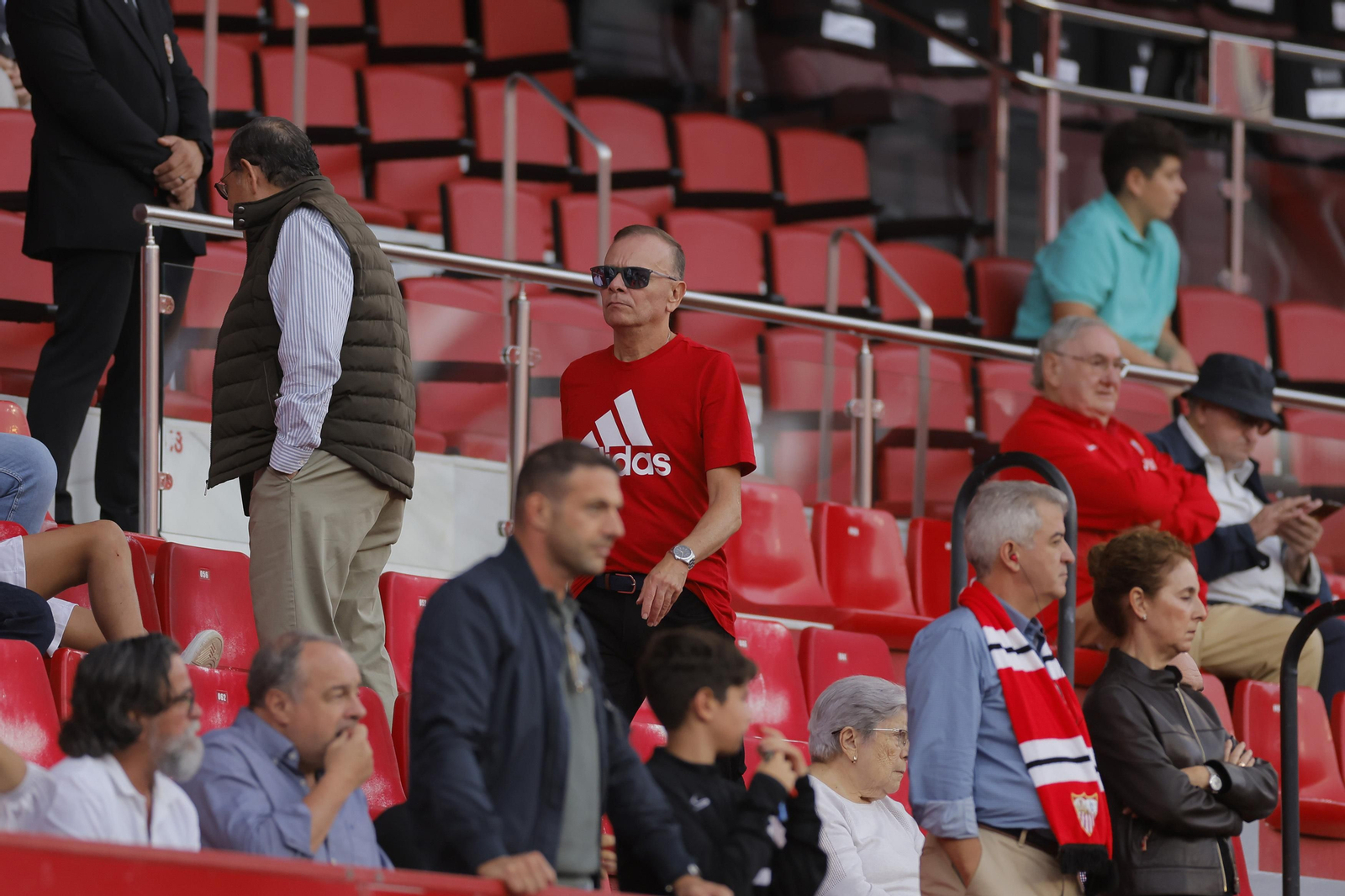 Búscate en las fotos del Sevilla-Madrid