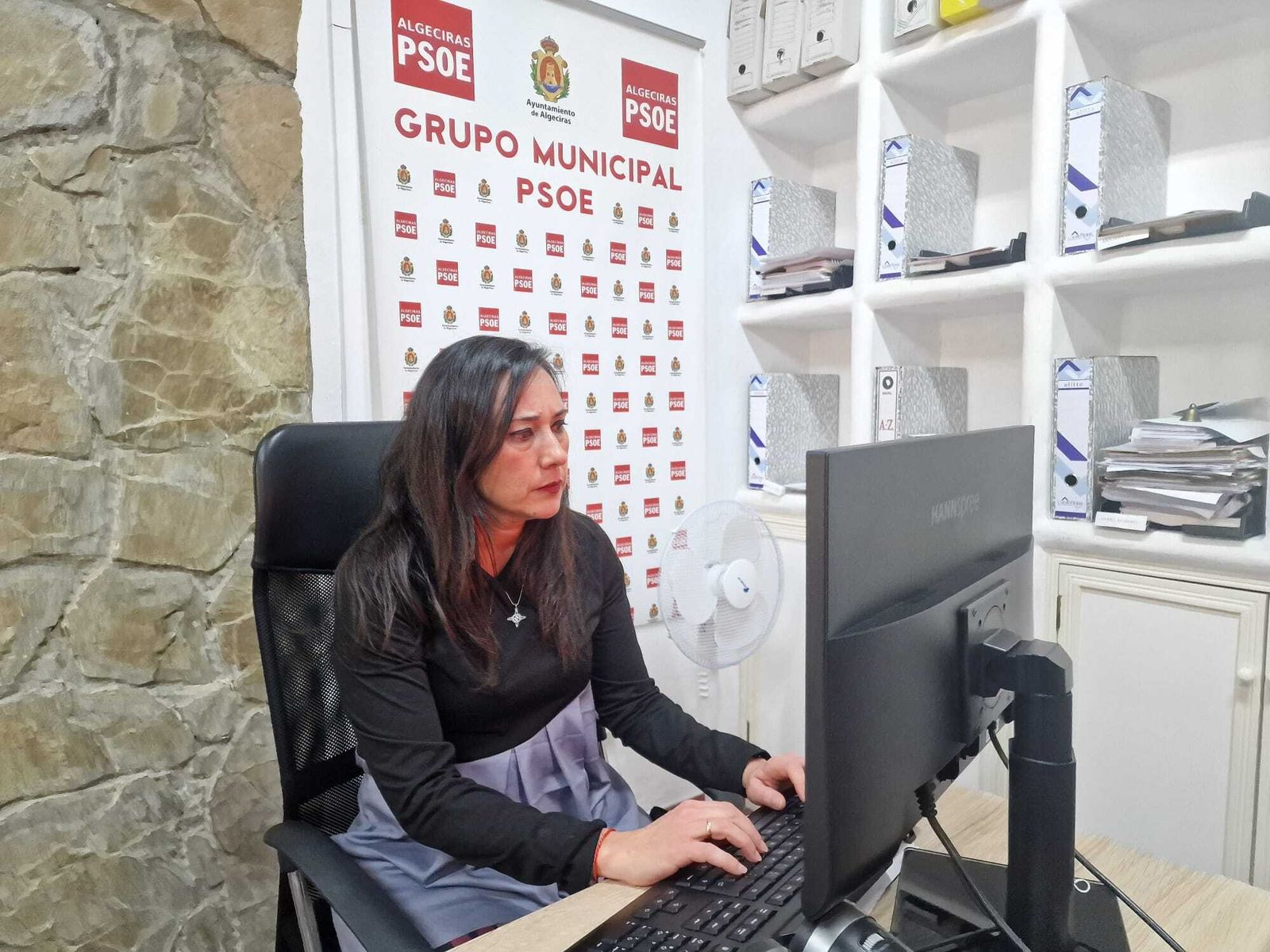 Rocío Arrabal, en el despacho del grupo municipal socialista.