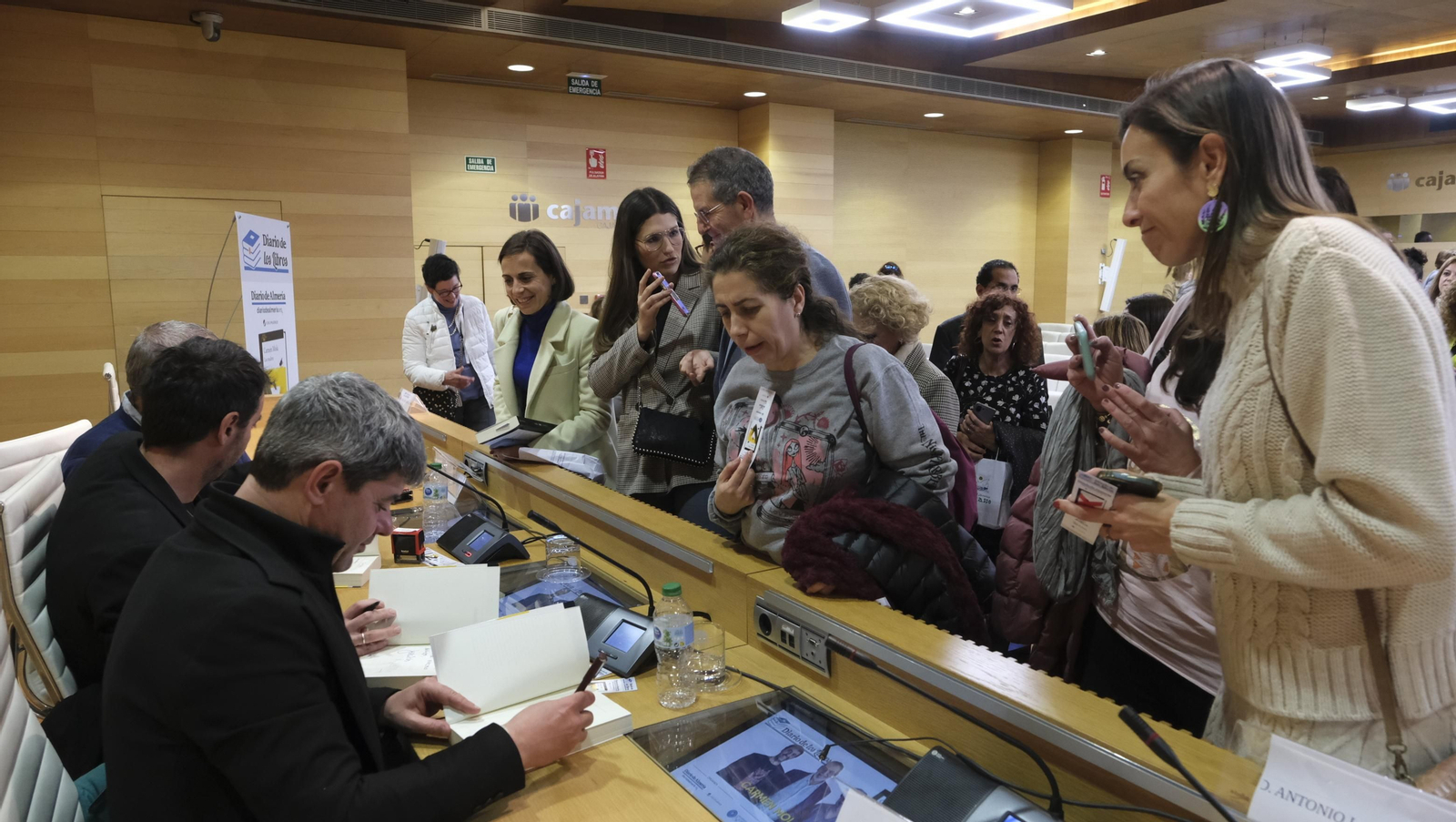 Imágenes de Diario de los Libros con Carmen Mola