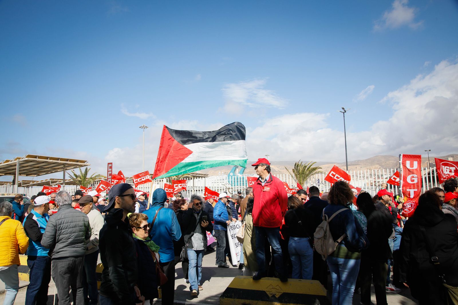 Las imágenes de la manifestación del Día del Trabajador en Almería